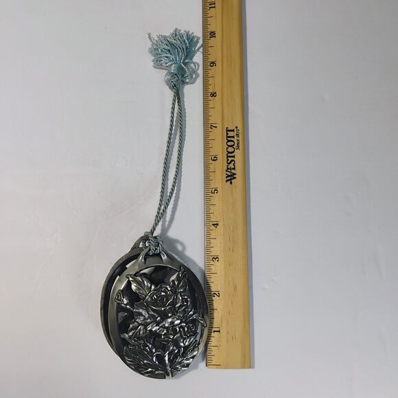 Vtg Seagull Rose Pewter Ornament Hollow Silver Color 3d Locket Blue Faded Ribbon - Picture 7 of 13